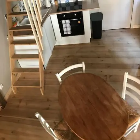 Petite Maison Medievale *