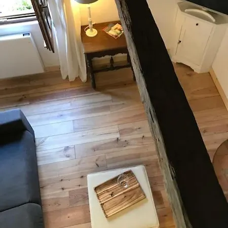 Petite Maison Medievale شقة