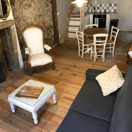 Petite Maison Medievale * Parthenay