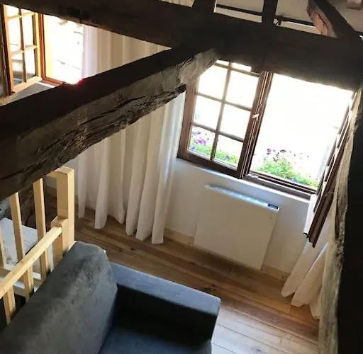 Petite Maison Medievale