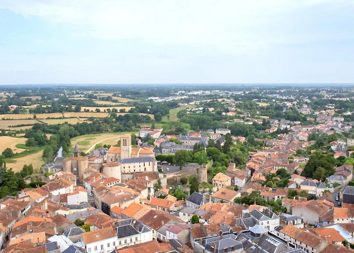 Apartment Petite Maison Medievale Parthenay